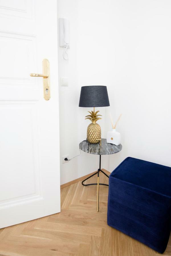 Studio Apartments Opera - Mai'S Apartments Vienne Extérieur photo